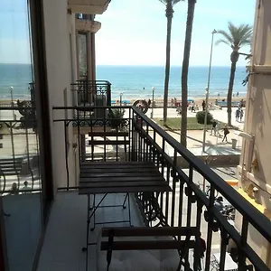 Estrella Primero De Mayo Sitges